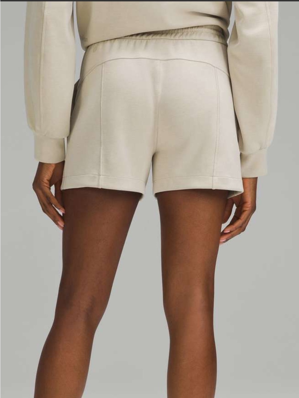 Lululemon Softstreme High-Rise Short 4" Mojave Tan or Bone, Size 6